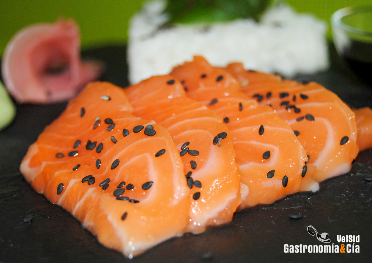 Sashimi de salmón