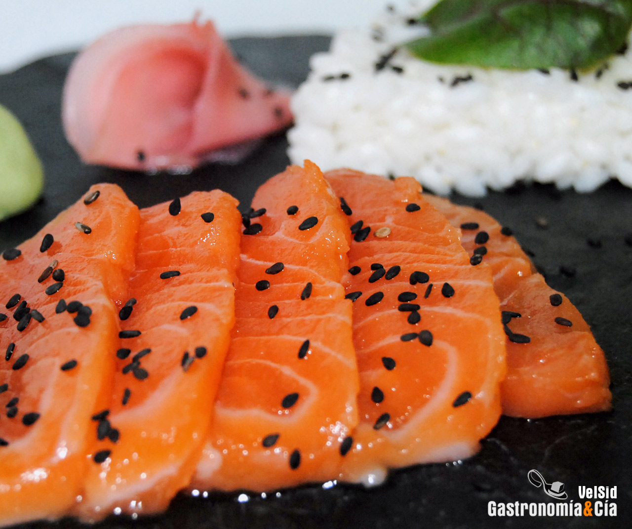 Sashimi de salmón