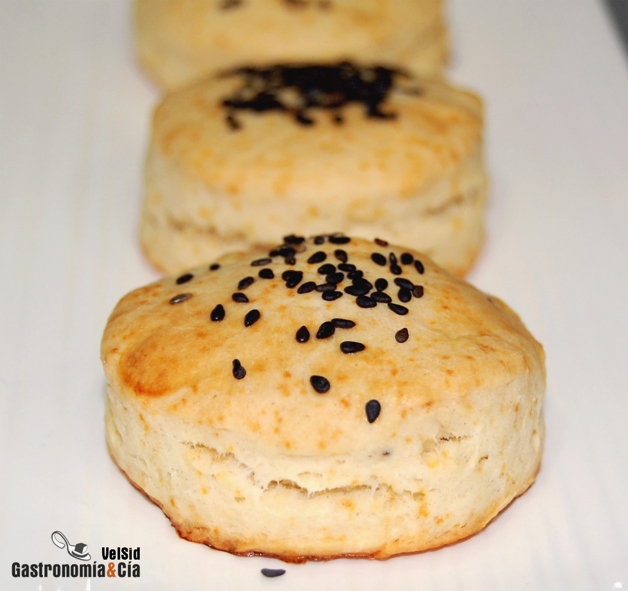 Scones con sésamo