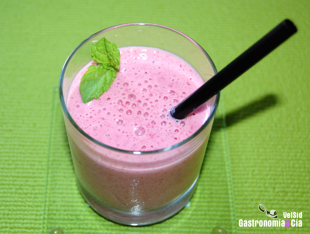 Smoothie de moras y queso fresco