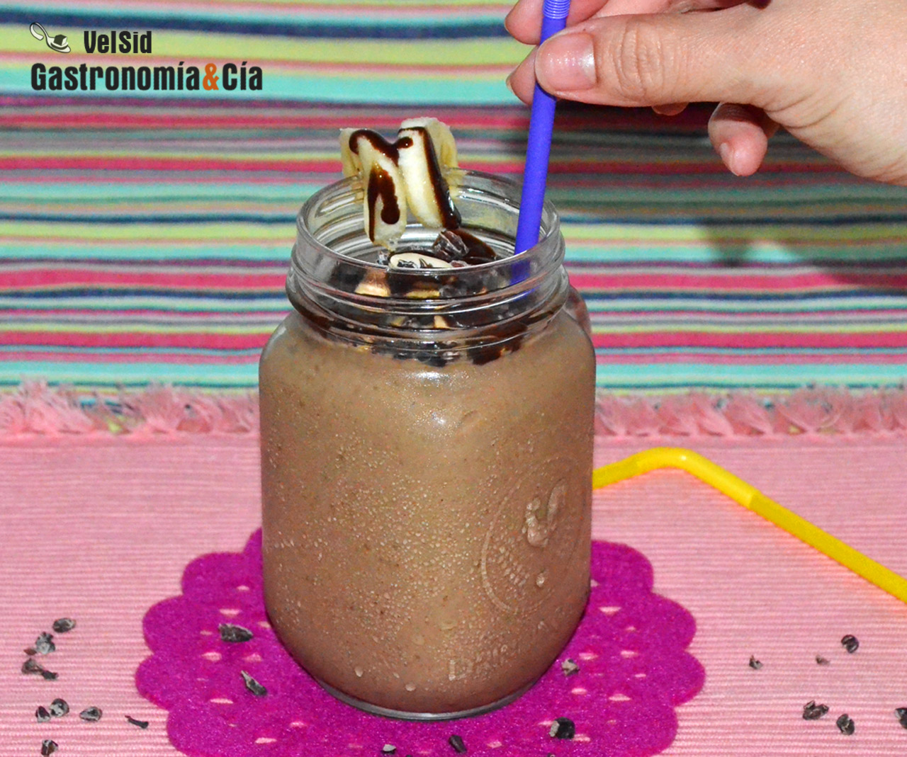 Smoothie de chocolate, plátano y cacahuete