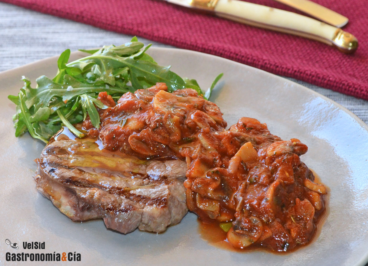 Solomillo de ternera con salsa de champiñones al estrag