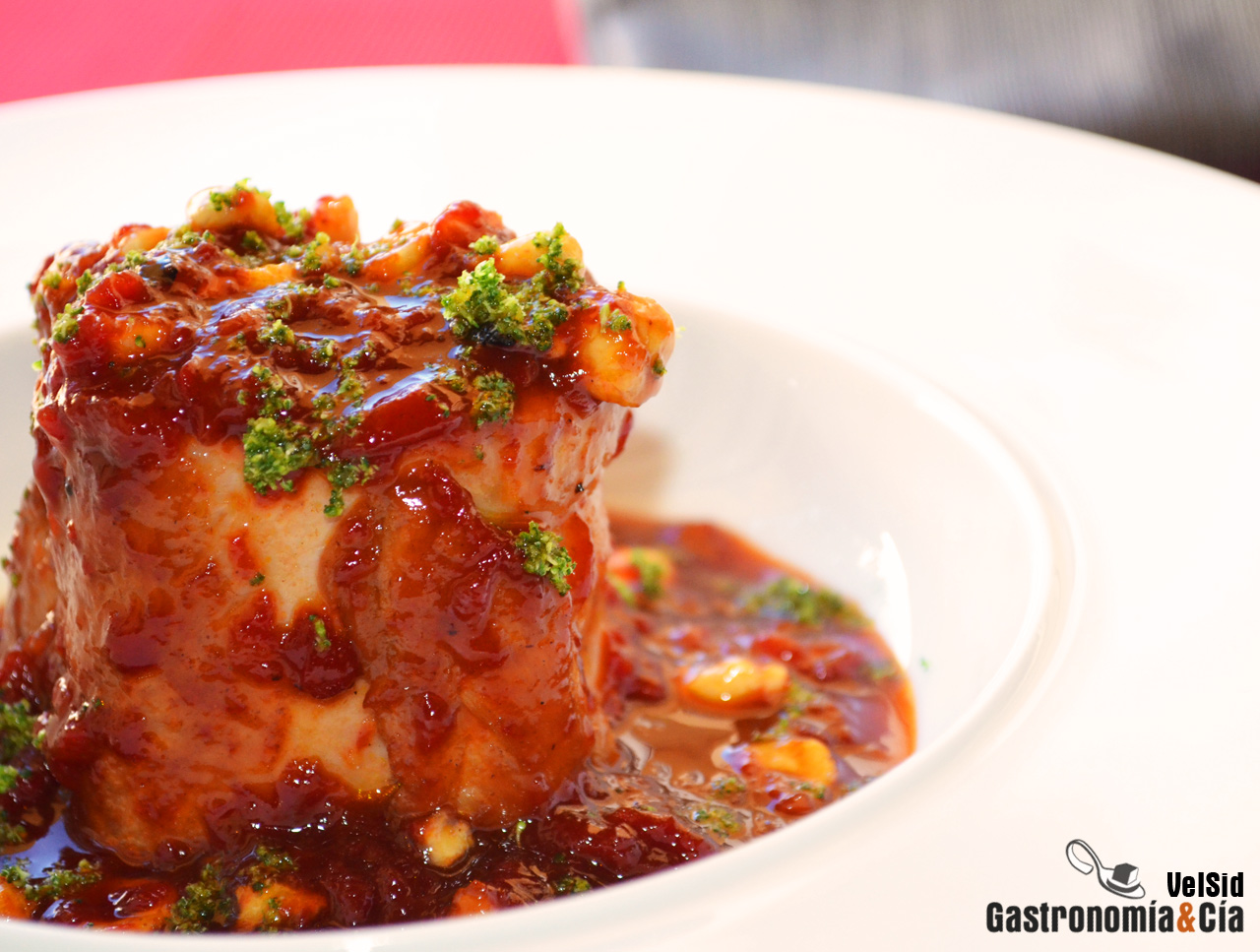 Solomillo de cerdo con confitura de pimiento