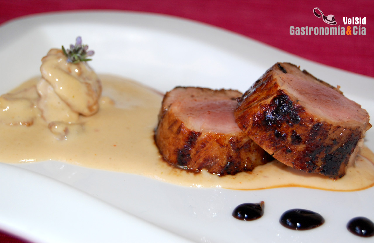 Solomillo con salsa de peras y nueces