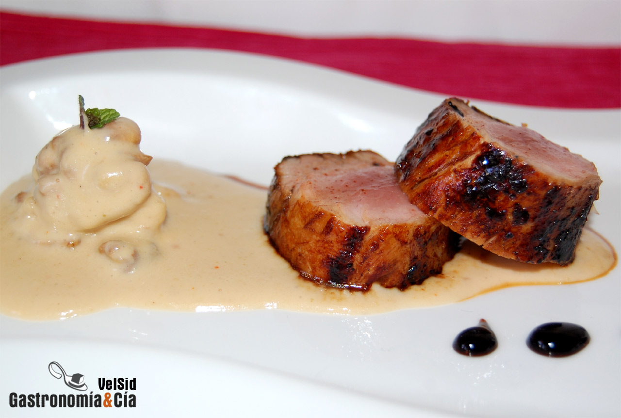 Solomillo con salsa de peras y nueces
