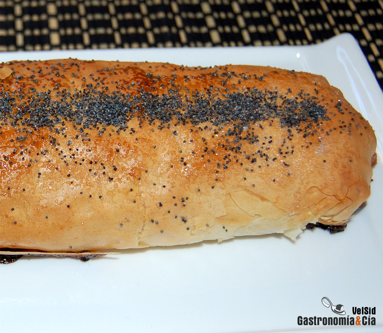 Strudel de plátano y chocolate
