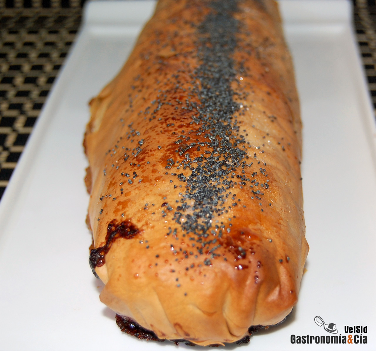 Strudel de plátano y chocolate