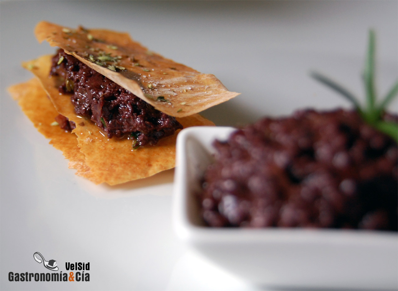 Tapenade, paté de aceitunas