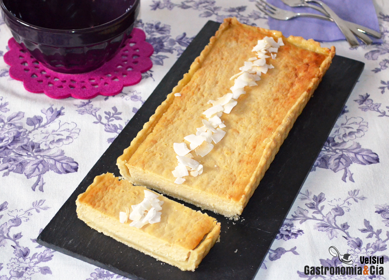 Tarta de coco y chirimoya
