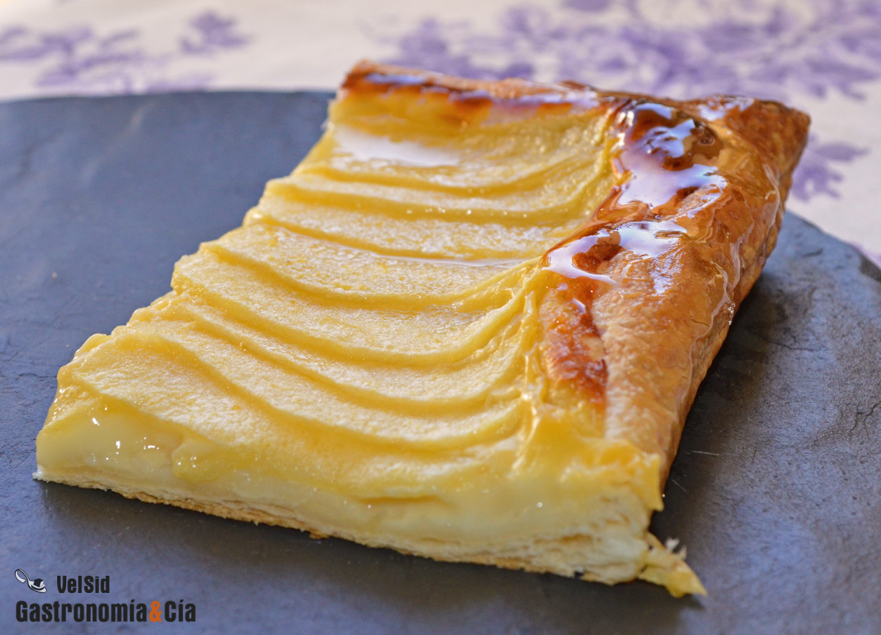 Cómo hacer tarta de manzana con natillas