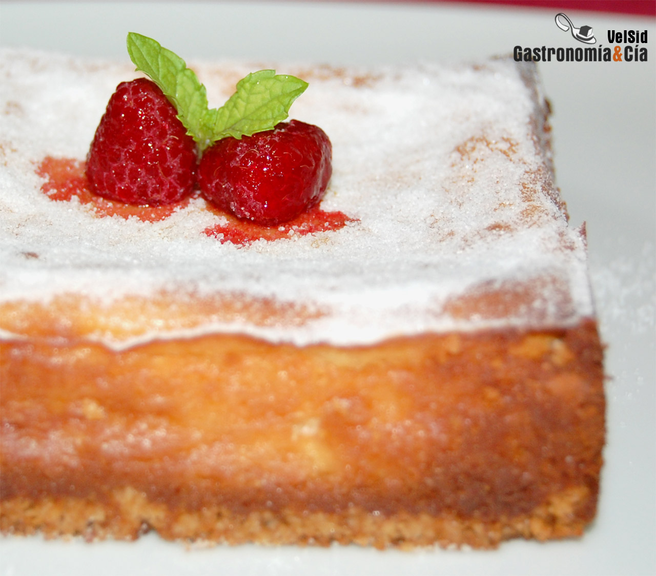Tarta de requesón y almendras