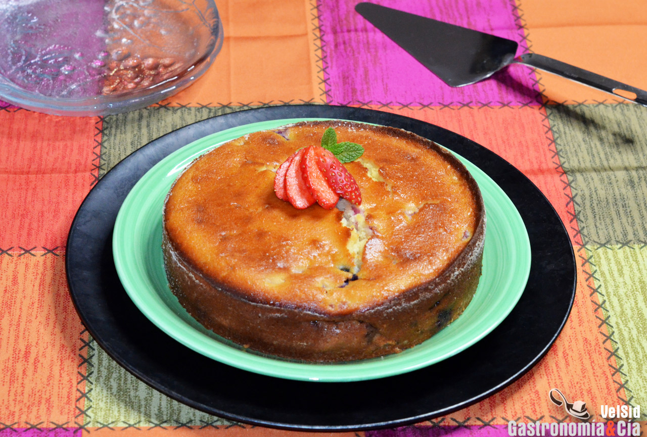 Tarta de ricota, limón y frutos rojos