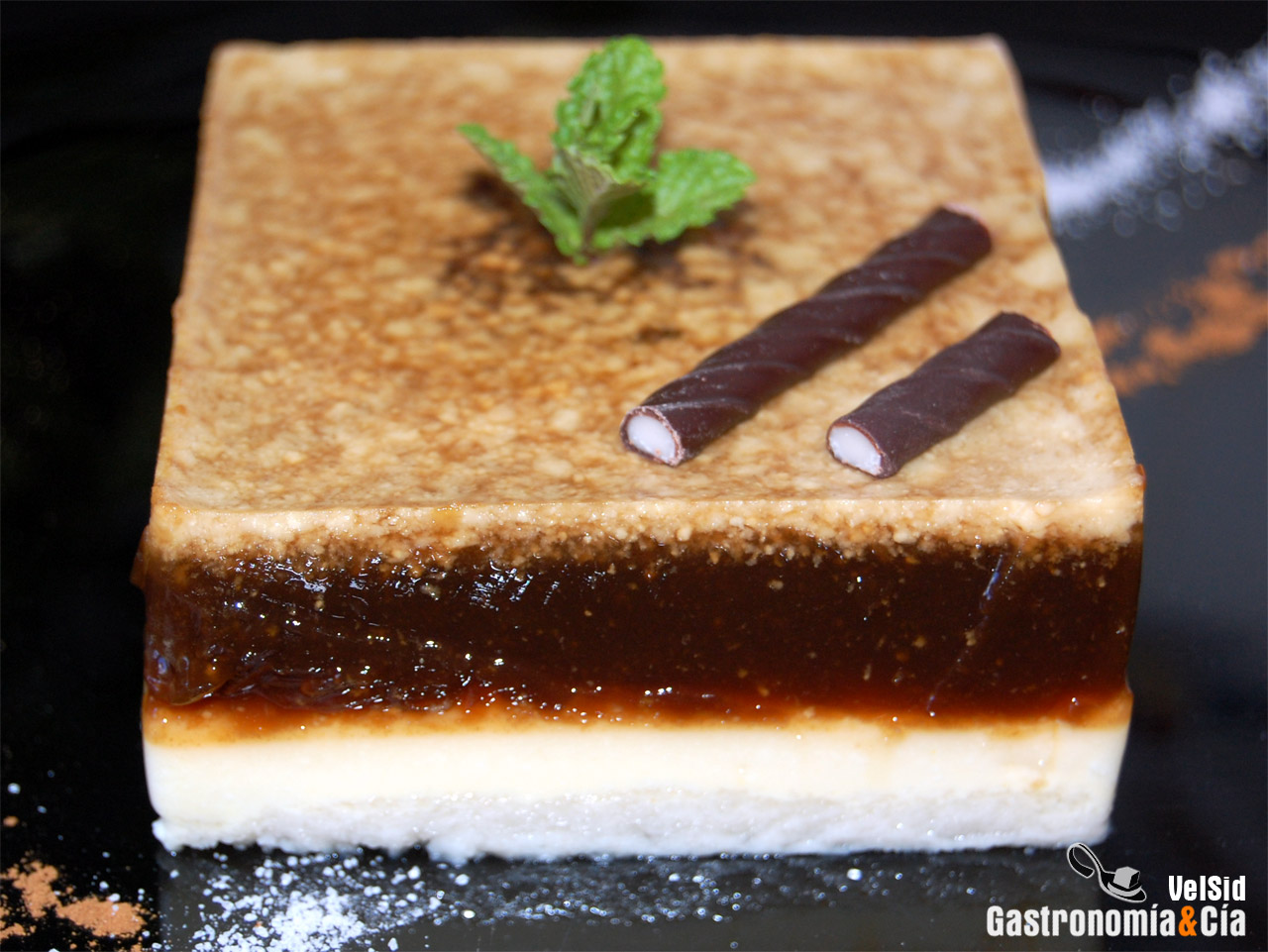 Tarta fría de yogur y café