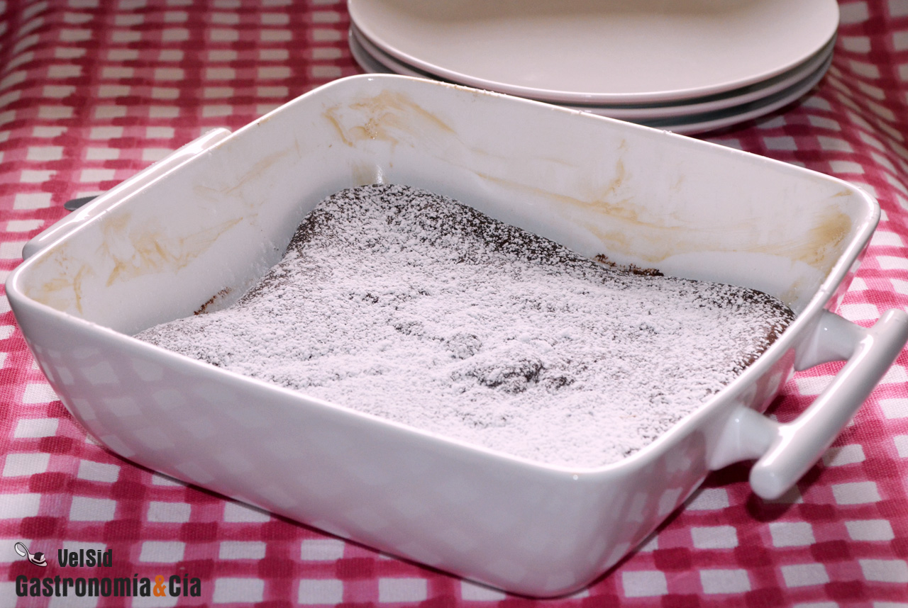 Tarta de chocolate con dos ingredientes