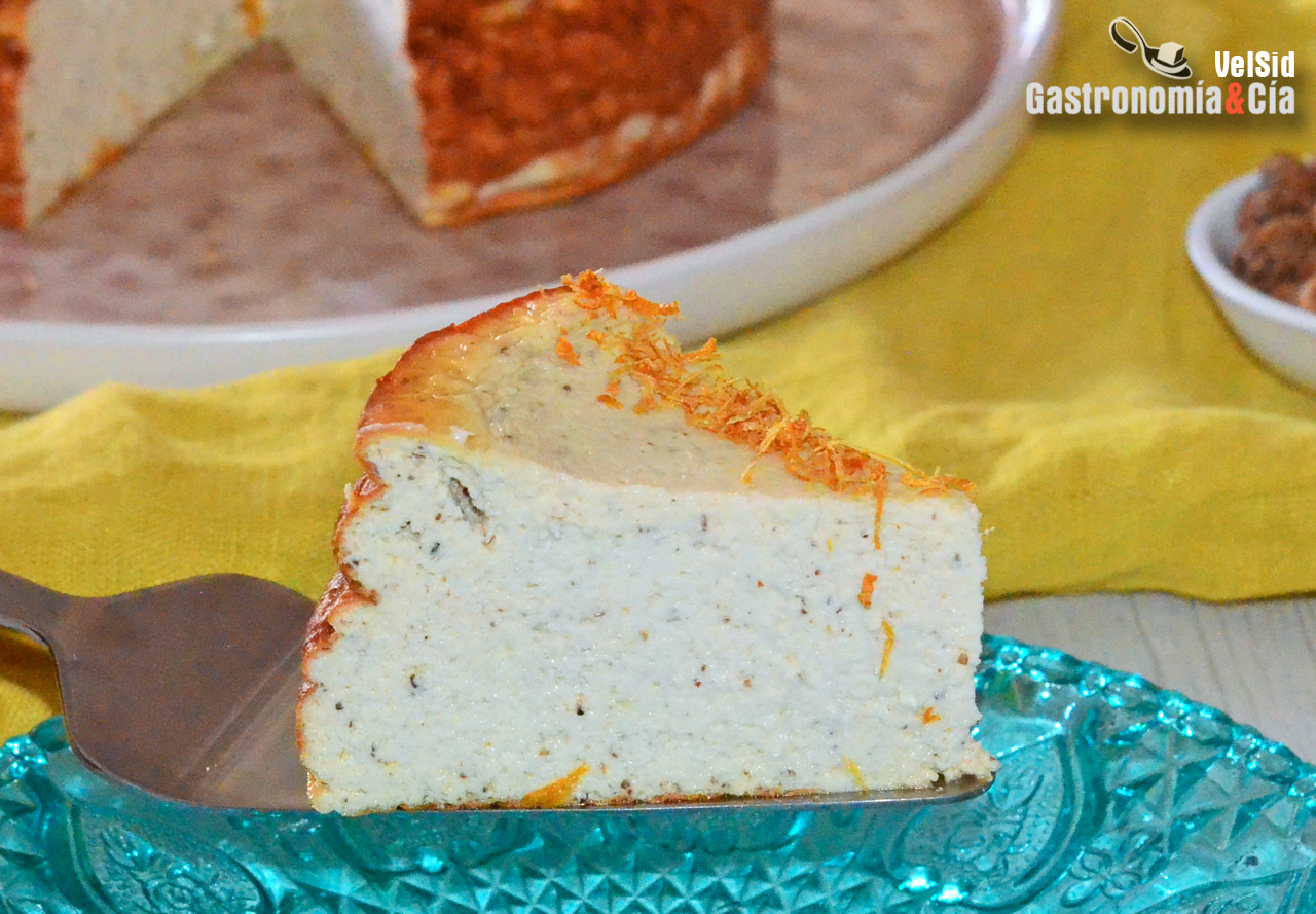 Tarta de queso al aroma de chufa y azahar