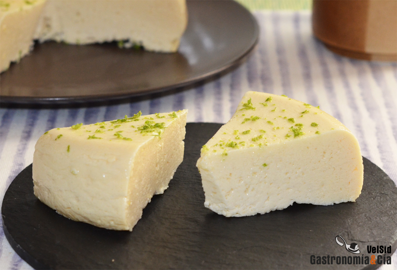 Tarta de queso, piña y bergamota en microondas, una rec