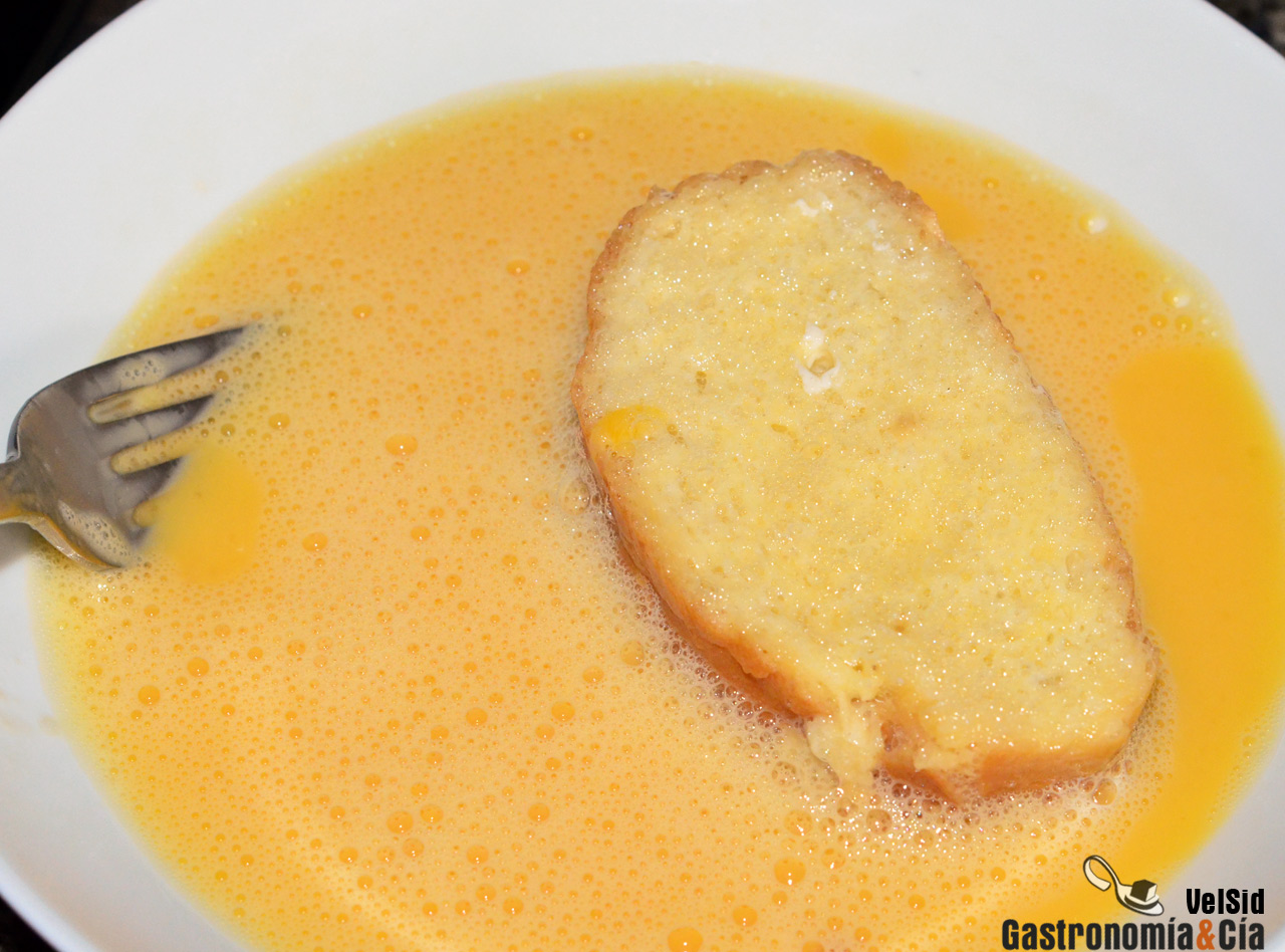 Torrijas con licor de anís