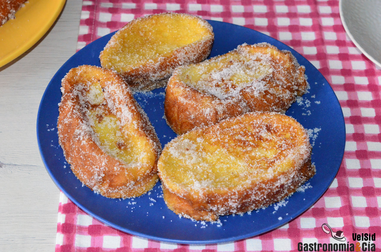 Torrijas con licor de anís