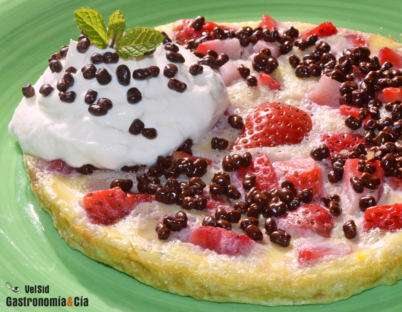 Tortilla dulce con fresas y queso fresco