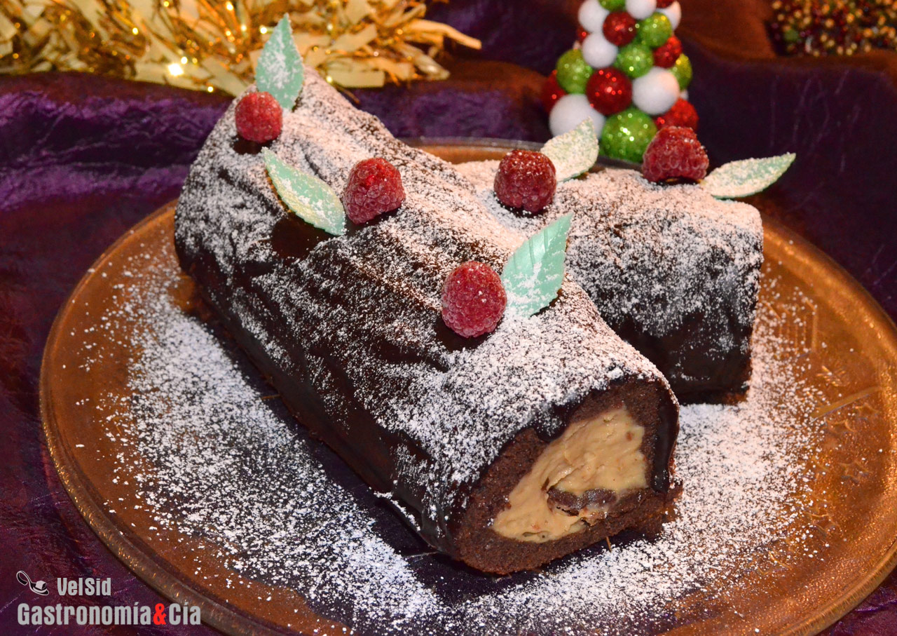 Tronco de Navidad de turrón de Jijona y chocolate
