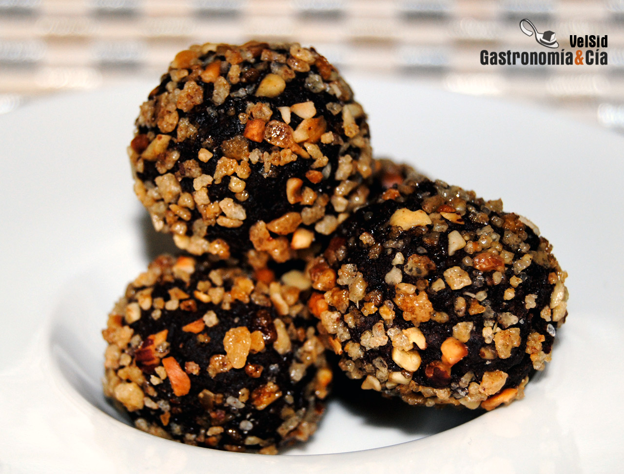 Trufas de chocolate y coco