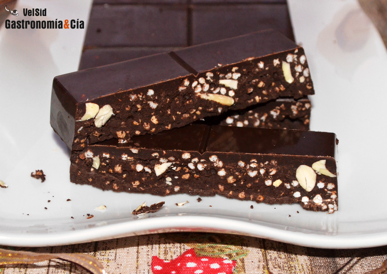 Turrón de chocolate con aceite de oliva virgen extra, q