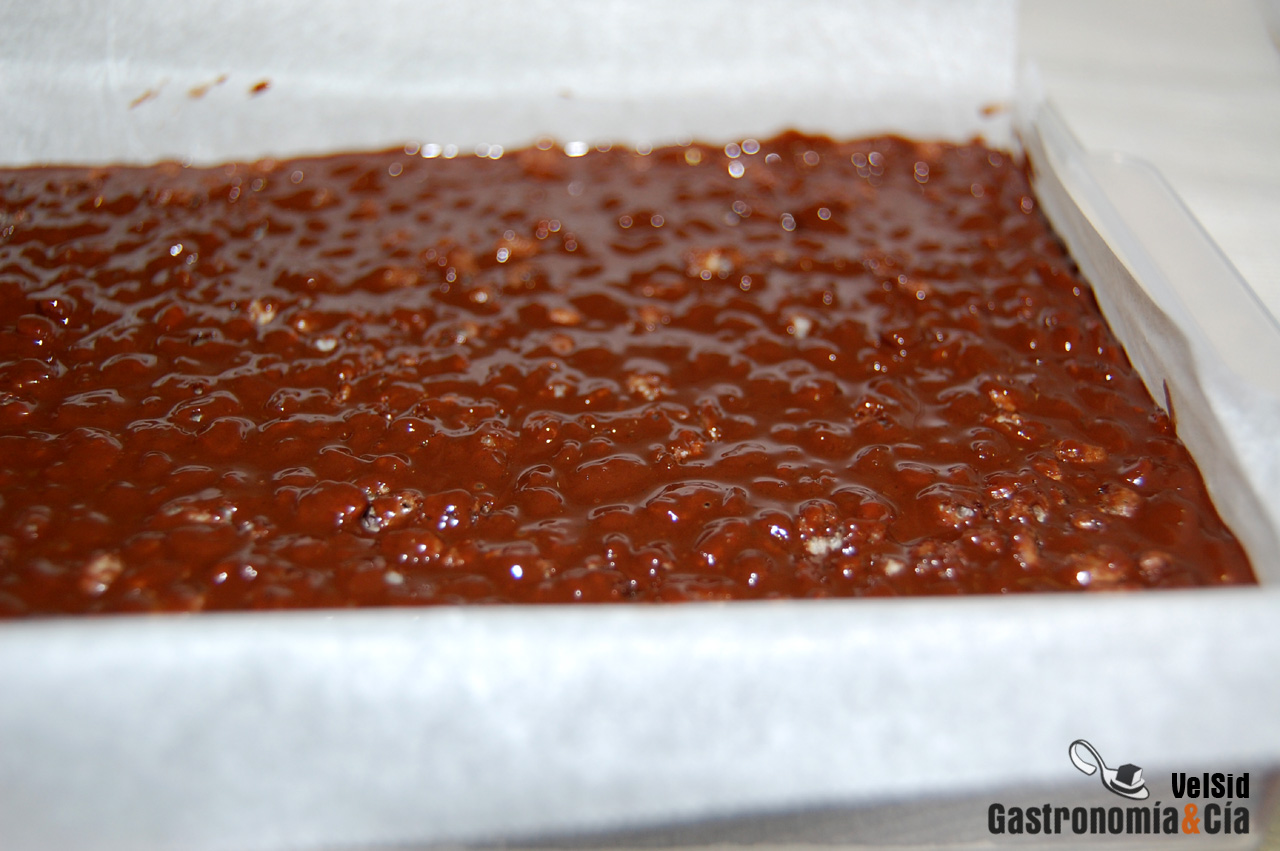 Turrón de chocolate crujiente