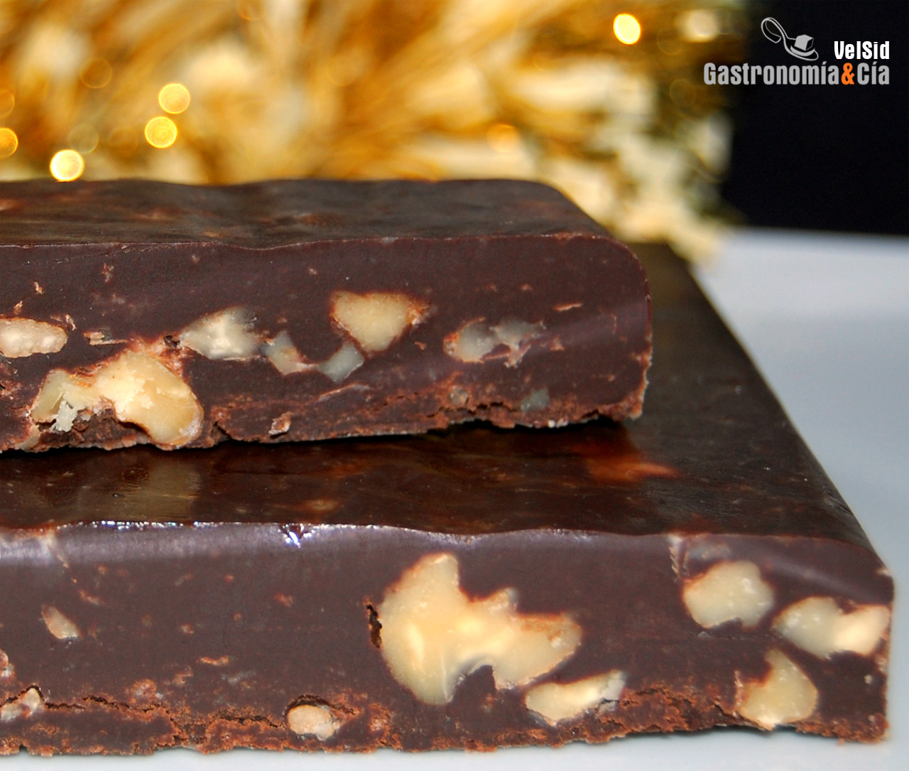 Turrón de chocolate y nueces