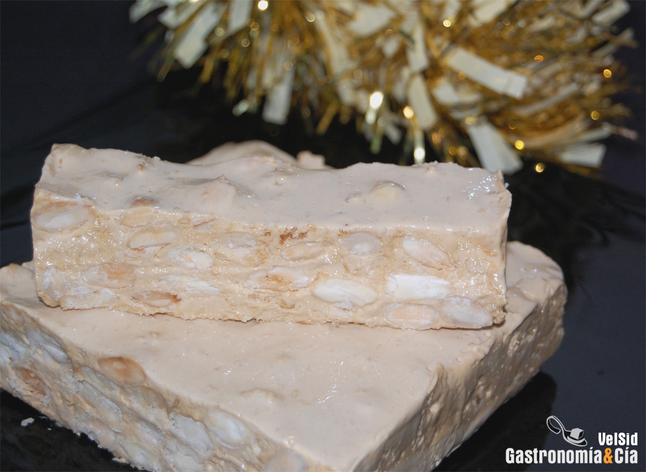 Turrón de almendra duro