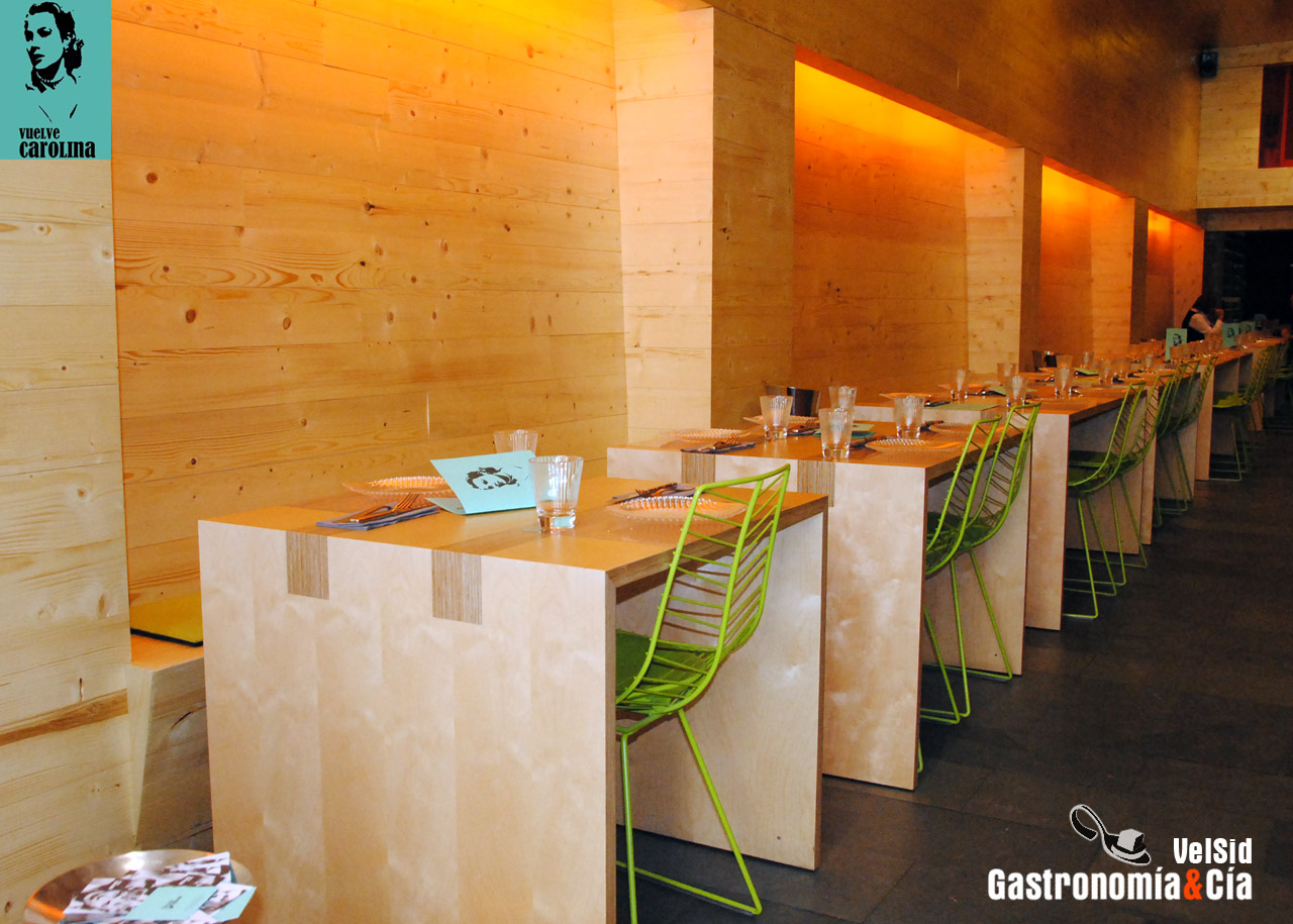 Vuelve Carolina Tapas, Bar, Taula