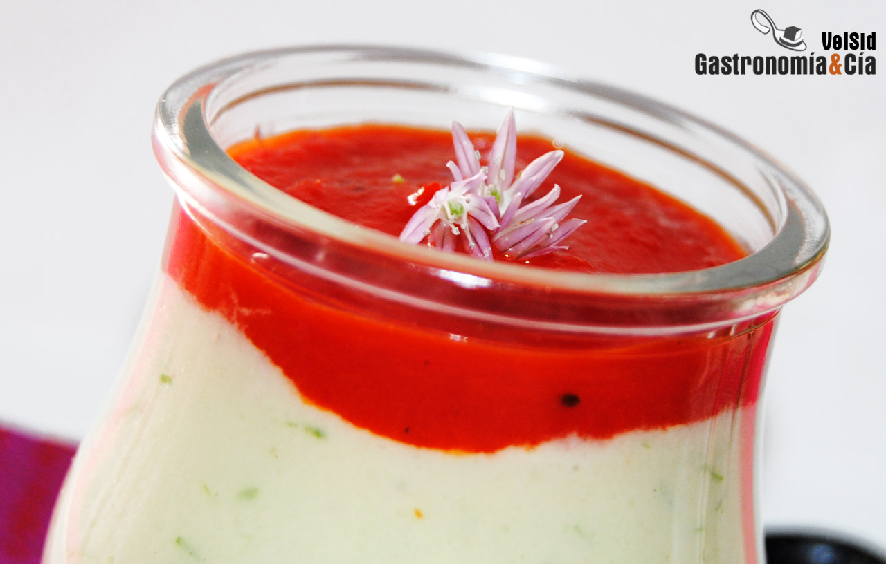 Yogur de bacalao con coulis de pimiento