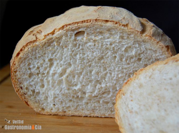 Pan blanco con masa madre de centeno
