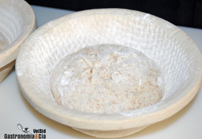 Pan de cebolla y laurel