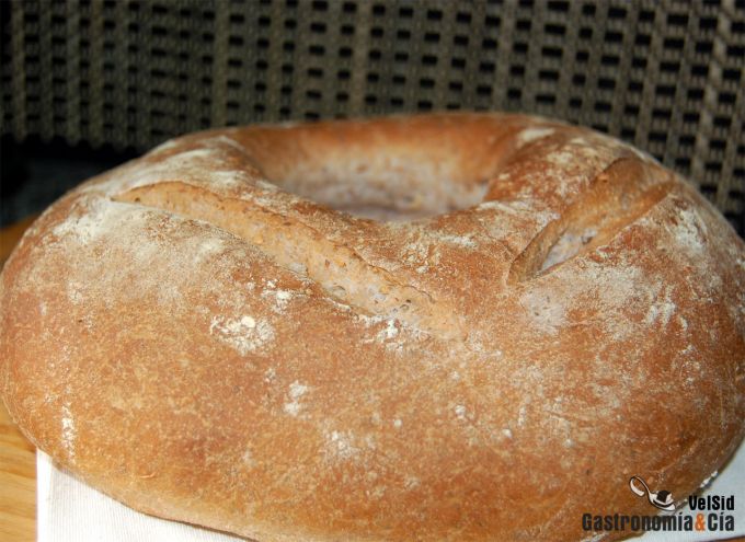 Pan de centeno y nueces