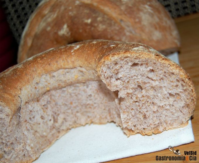 Pan de centeno y nueces