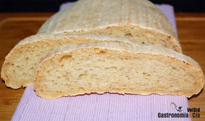 Pan con gofio de maíz