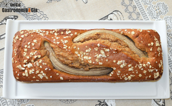 Bizcocho de plátano, espelta y miel