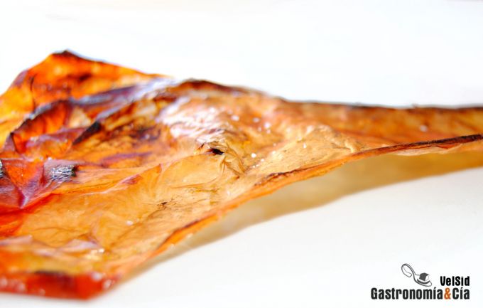 Piel de pimiento asado crujiente