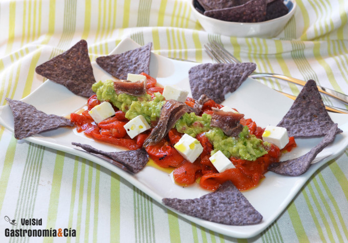 Ensalada de pimientos asados con queso fresco de cabra,