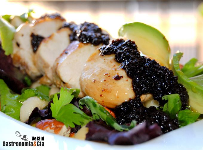 Pollo confitado con vinagreta balsámica de higos