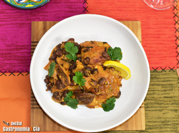 Pollo con shiitake y fríjoles
