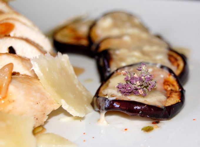 Pollo con lima y enebro