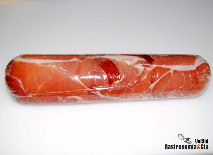 Pollo relleno de setas y queso ahumado