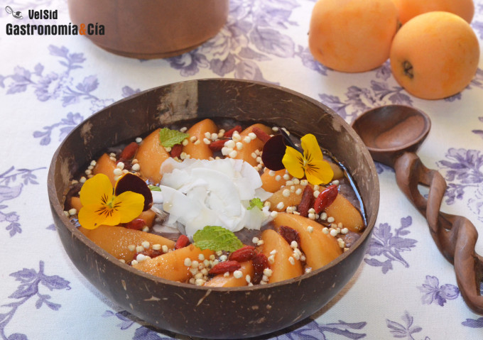Porridge de açai con albaricoques y coco