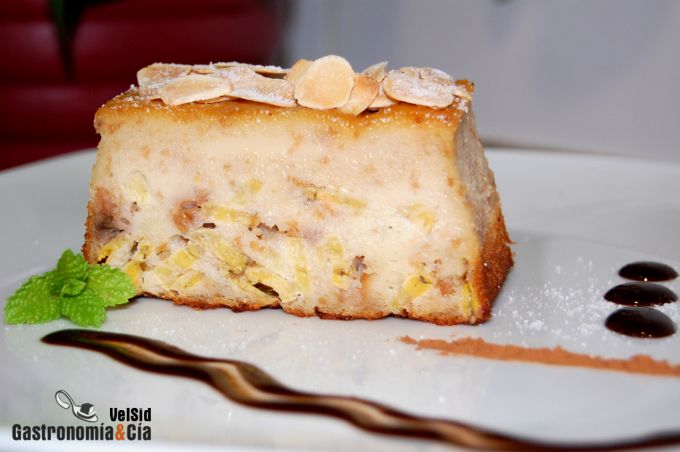 Pudin de plátano y nueces