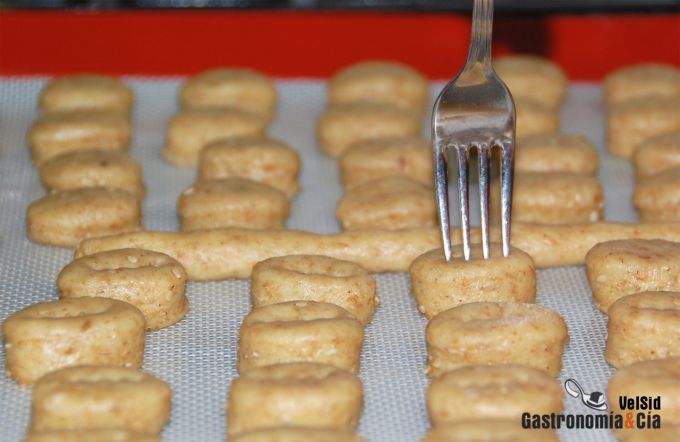 Quelitas integrales con sésamo