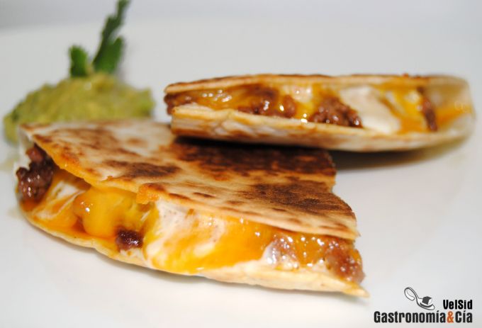Quesadilla de ternera brava
