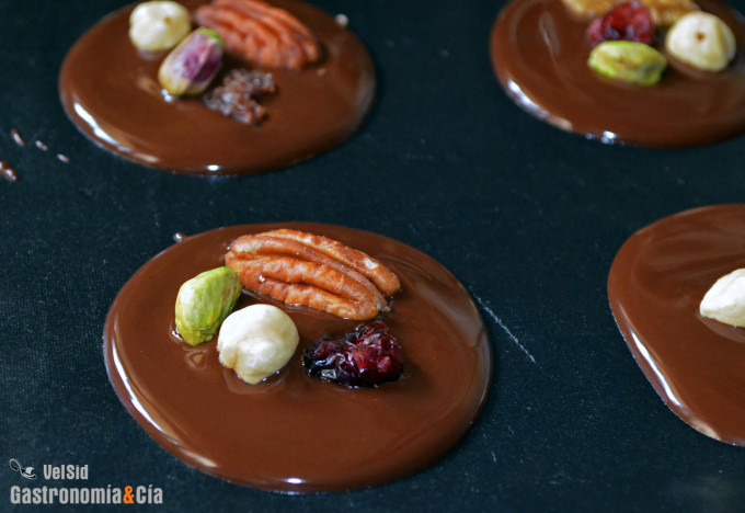 Receta fácil de Mendiants de chocolate para Navidad