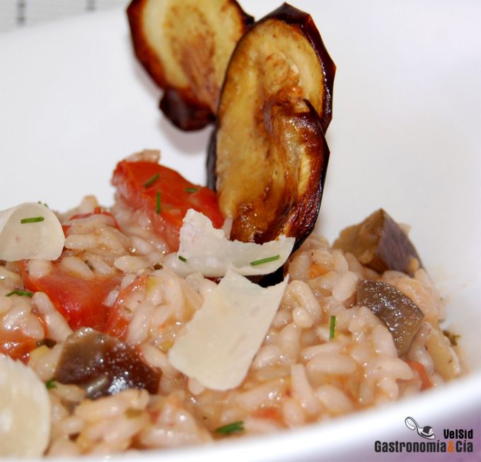 Risotto de berenjenas y tomate natural