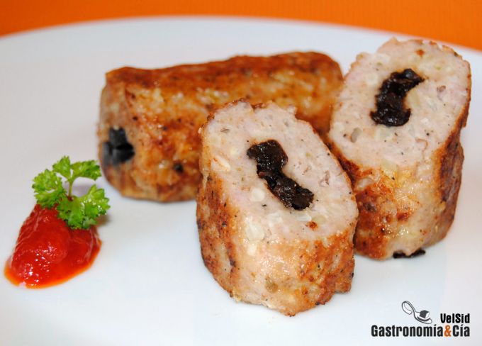 Rollitos de pollo relleno de ciruelas